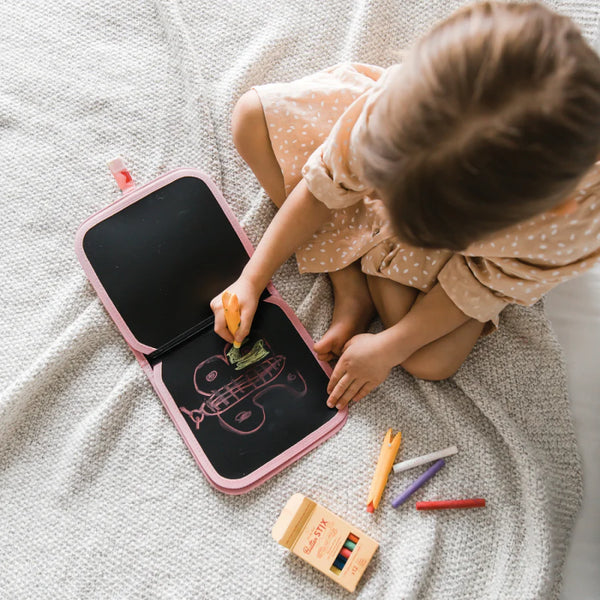 LIVRO 8 PÁGINAS E 4 BUTTERSTIX