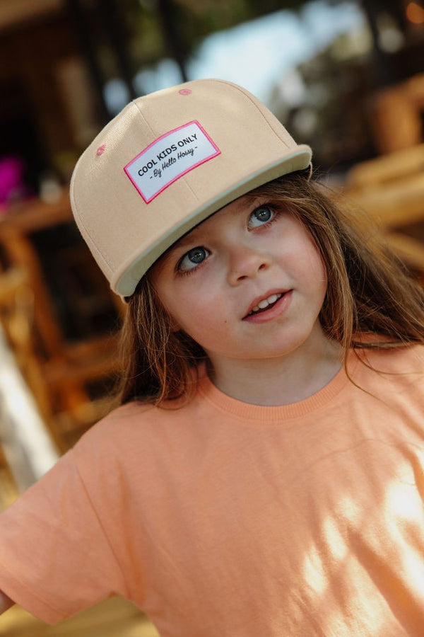 BONÉ +6 ANOS HELLO HOSSY