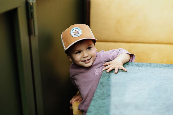 BONÉ 2-5 ANOS HELLO HOSSY