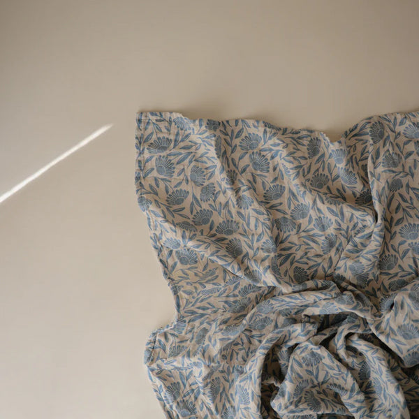 SWADDLE MUSHIE - BLUE FOWERS