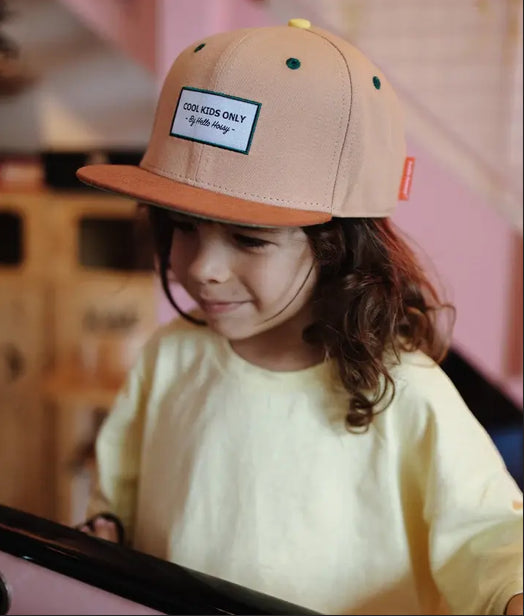 BONÉ 2-5 ANOS HELLO HOSSY