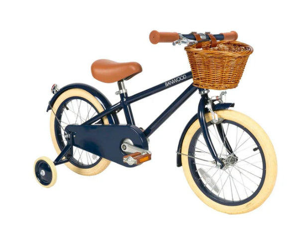 BICICLETA COM PEDAIS