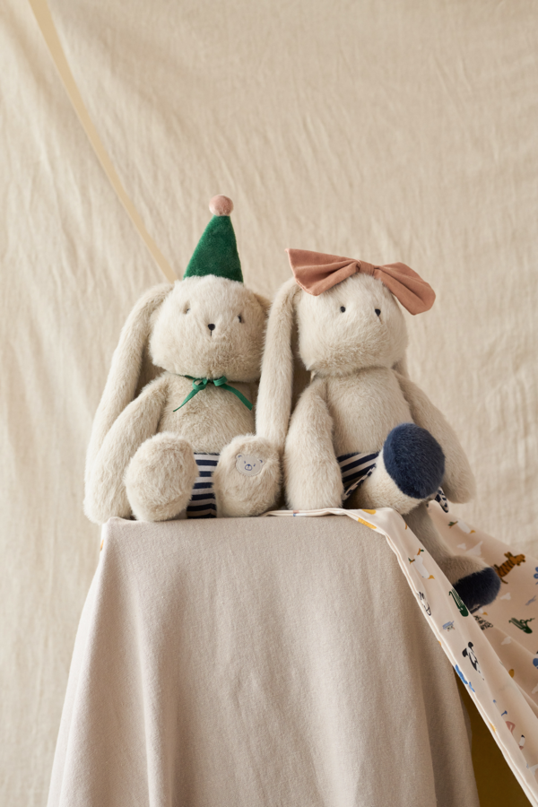 PLUSH TOY
