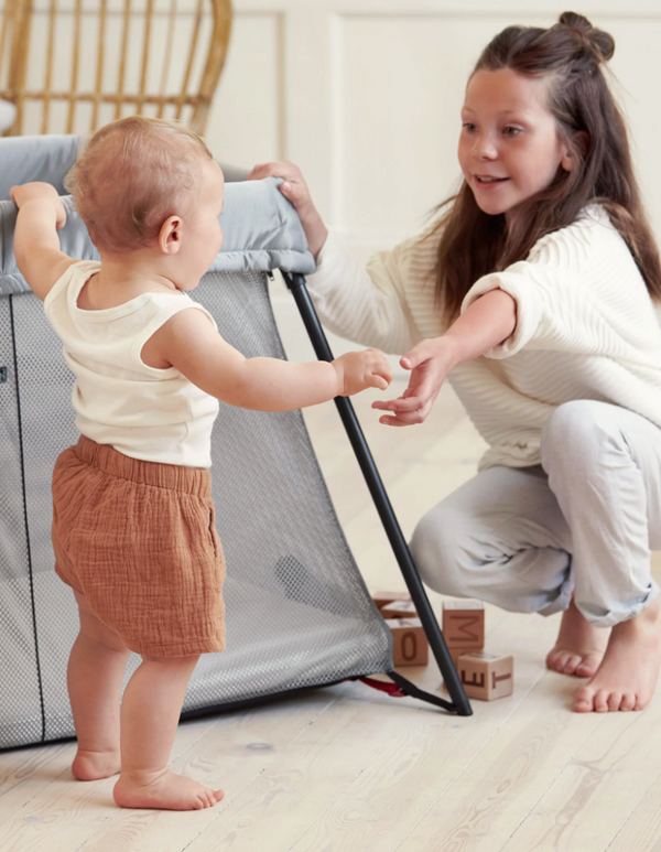 Babybjorn travel cot light silver