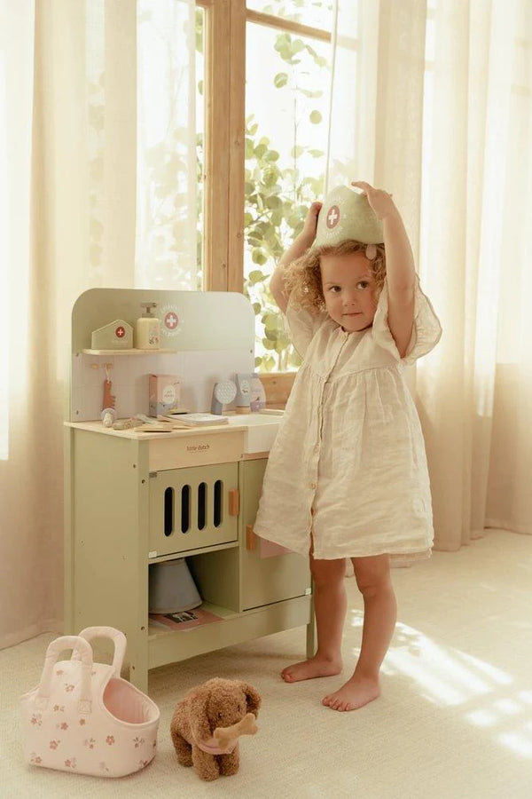 CLÍNICA VETERINÁRIA - ESSENTIALS GREEN