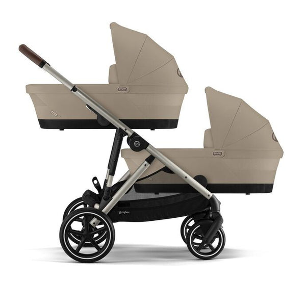 Alcofa CYBEX GAZELLE S compatível com os carrinhos Gazelle S e e-Gazelle S, com colchão em espuma macia, interior espaçoso, pega de transporte e capota solar XXL com proteção UPF 50+ para bebés desde o nascimento até aos 9 kg. Almond Beige