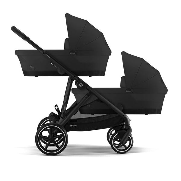 Alcofa CYBEX GAZELLE S compatível com os carrinhos Gazelle S e e-Gazelle S, com colchão em espuma macia, interior espaçoso, pega de transporte e capota solar XXL com proteção UPF 50+ para bebés desde o nascimento até aos 9 kg. Moon Black