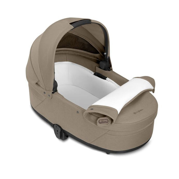 Alcofa CYBEX S LUX compatível com os carrinhos Balios S Lux e Talos S Lux, com colchão em espuma macia, capota solar XXL UPF 50+, ventilação integrada e pega de transporte para bebés desde o nascimento até aos 9 kg. Almond Beige
