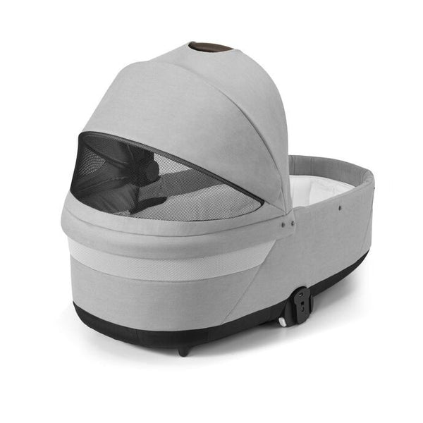 Alcofa CYBEX S LUX compatível com os carrinhos Balios S Lux e Talos S Lux, com colchão em espuma macia, capota solar XXL UPF 50+, ventilação integrada e pega de transporte para bebés desde o nascimento até aos 9 kg. Lava Grey