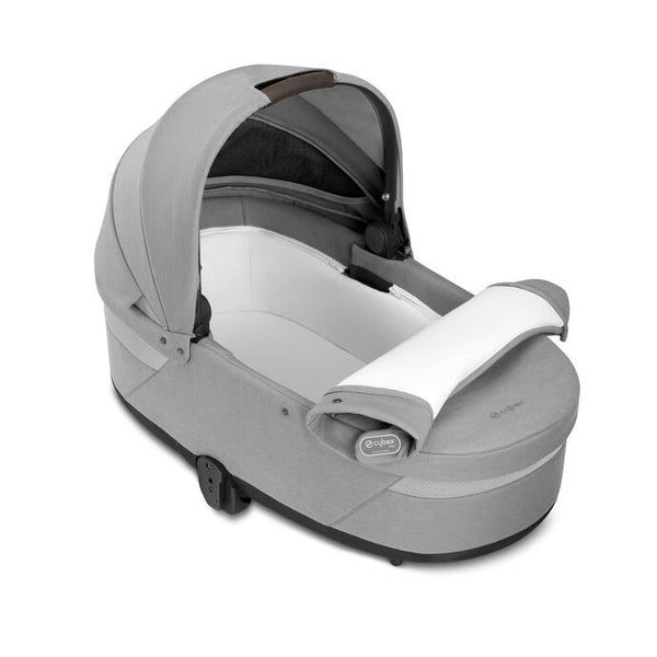 Alcofa CYBEX S LUX compatível com os carrinhos Balios S Lux e Talos S Lux, com colchão em espuma macia, capota solar XXL UPF 50+, ventilação integrada e pega de transporte para bebés desde o nascimento até aos 9 kg. Lava Grey