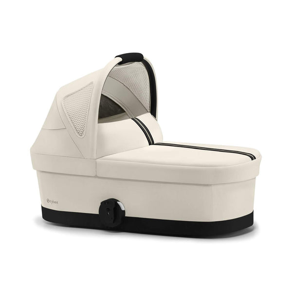 Alcofa CYBEX S compatível com os carrinhos Eezy S, Balios S Lux, Talos S Lux e Avi Spin, com colchão em espuma macia, capota extensível com proteção UPF 50+, ventilação integrada e pega de transporte para bebés desde o nascimento até aos 9 kg. Seashell Beige