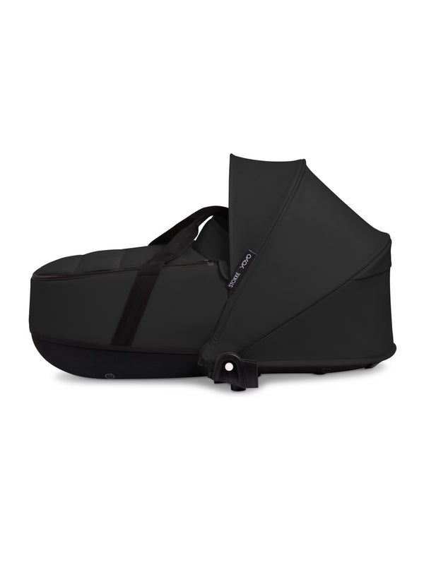Alcofa STOKKE YOYO³ ultra leve e compacta, com colchão respirável, capota ventilada, cobre-pés, tecido impermeável com proteção UPF 50+ e compatível com o carrinho STOKKE YOYO³ para bebés desde o nascimento até aos 9 kg. Black