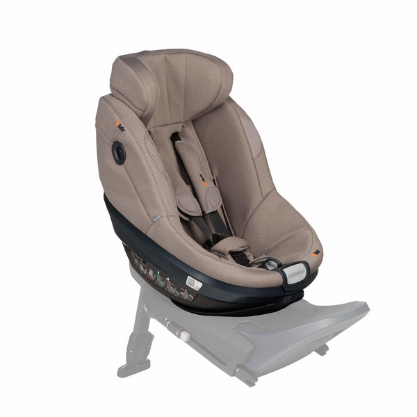 Cadeira auto BeSafe Beyond² 360 dos 61 aos 125 cm com rotação 360°, proteção SIP+, Universal Level Technology e espaço para pernas ajustável. Dark Sand Softbreeze
