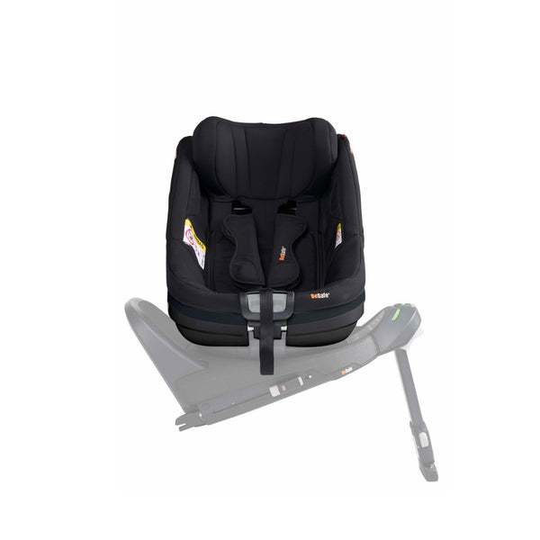 Cadeira auto BeSafe Beyond² 360 dos 61 aos 125 cm com rotação 360°, proteção SIP+, Universal Level Technology e espaço para pernas ajustável. Fresh Black Cab