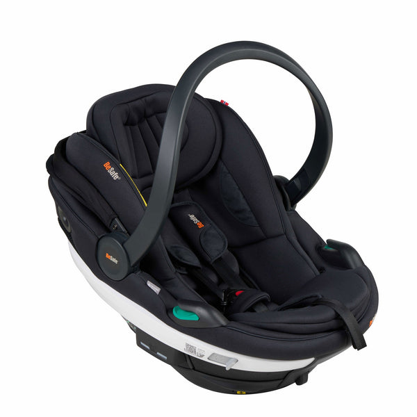 Cadeira auto BeSafe Go Beyond i-Size com tecnologia Active Lay Flat, proteção lateral SIP+, Dynamic Force Absorber™, tecido Mesh respirável, compatível com Base Beyond ISOFIX e utilização desde os 40 aos 87 cm em contra marcha. Black Soft Breeze
