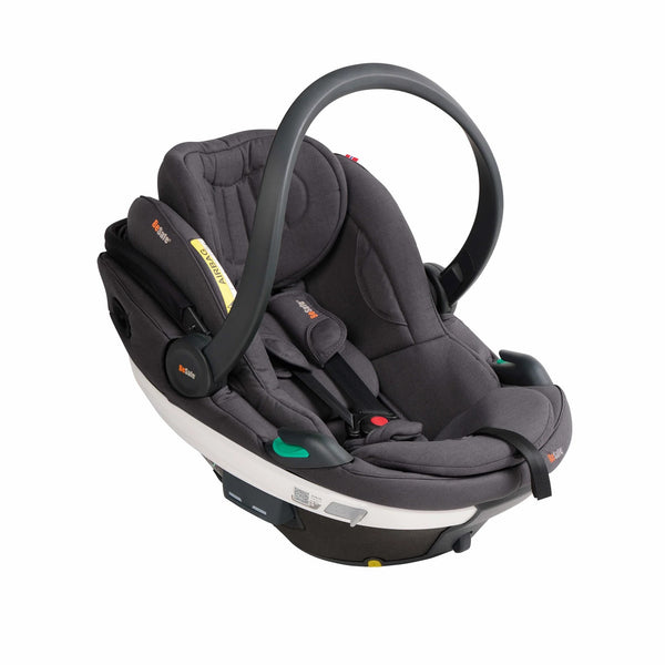 Cadeira auto BeSafe Go Beyond i-Size com tecnologia Active Lay Flat, proteção lateral SIP+, Dynamic Force Absorber™, tecido Mesh respirável, compatível com Base Beyond ISOFIX e utilização desde os 40 aos 87 cm em contra marcha. Dark Grey Melange