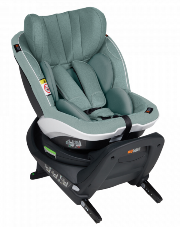 Cadeira auto BeSafe iZi Twist i-Size com rotação lateral, base ISOFIX integrada, sistema Two-Fit Cushion™, aprovação no Teste Plus e utilização exclusivamente em contra marcha para crianças dos 61 aos 105 cm. Sea Grenn Melange