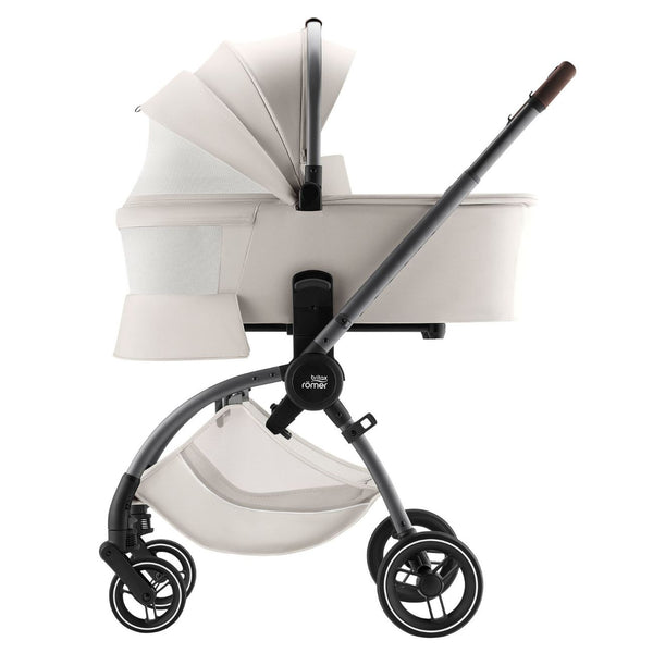 BRITAX ROMER RIO STYLE TRIO + BASE