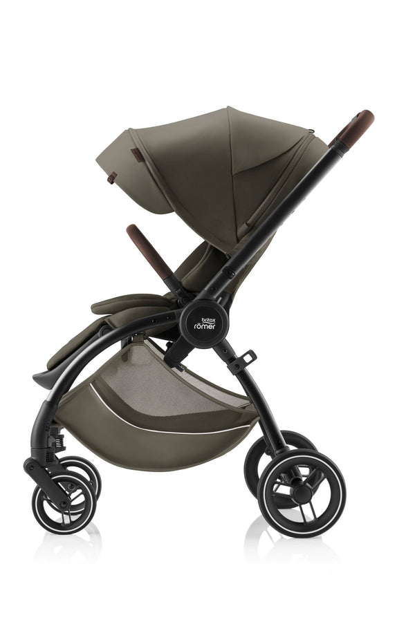 BRITAX RÖMER RIO LUX DUO + BASE com carrinho leve e compacto Rio Lux, cadeira auto Baby-Safe Pro com tecnologia Ergo Recline e base ISOFIX Vario 5Z com rotação de 180°. Sistema de viagem completo desde o nascimento até aos 22 kg. Urban Olive