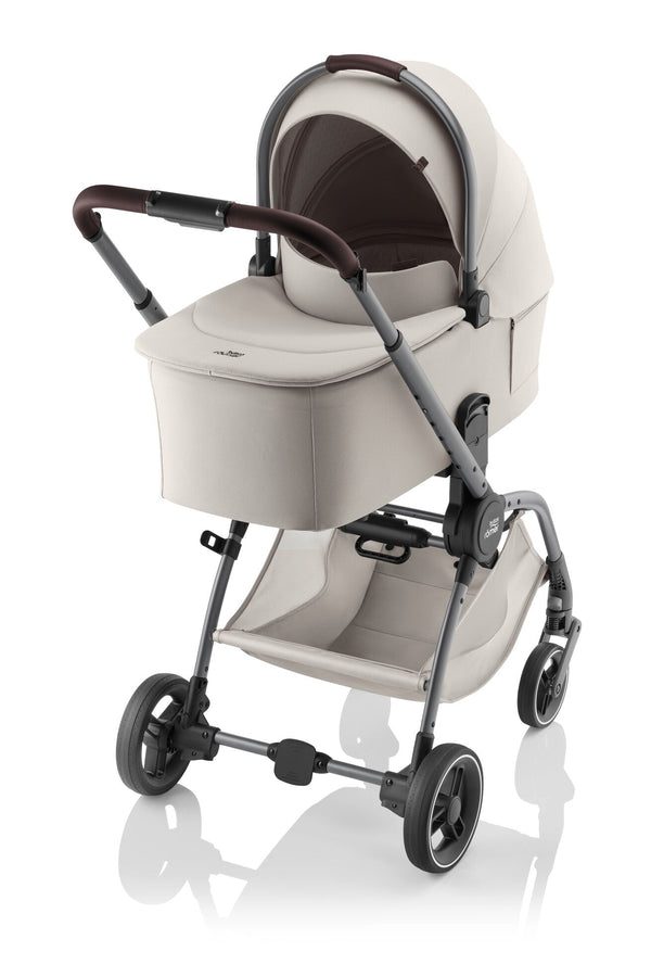 BRITAX RÖMER RIO LUX TRIO + BASE com carrinho Rio Lux, alcofa Rio, cadeira auto Baby-Safe Pro com tecnologia Ergo Recline e base ISOFIX Vario 5Z com rotação de 180°. Sistema de viagem completo desde o nascimento. Soft Taupe