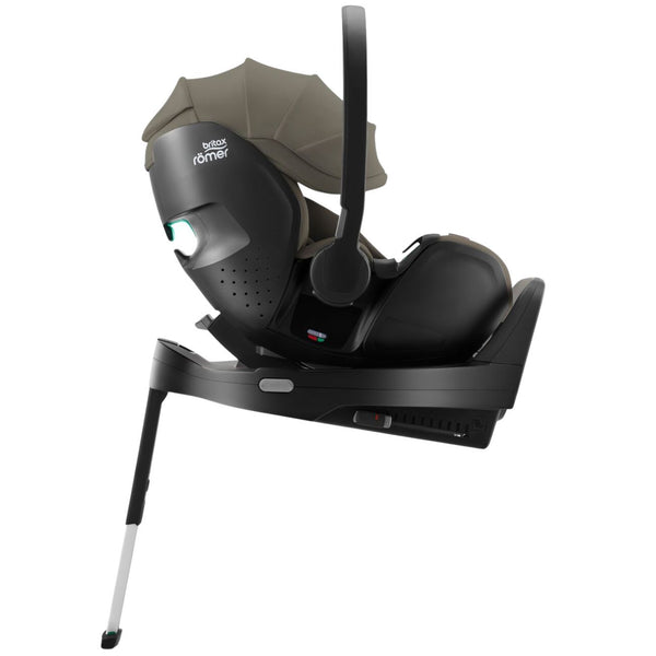 BRITAX ROMER RIO STYLE TRIO + BASE