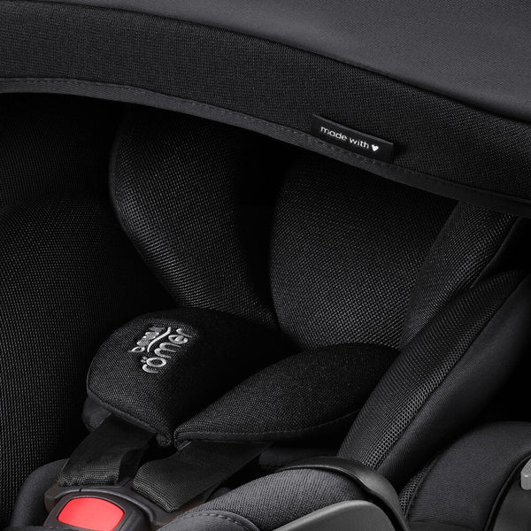 BRITAX RÖMER RIO STYLE DUO + BASE com carrinho leve e compacto Rio Style, cadeira auto Baby-Safe Pro com tecnologia Ergo Recline, base ISOFIX Vario 5Z com rotação de 180° e adaptadores incluídos. Sistema de viagem completo desde o nascimento. Carbon Black