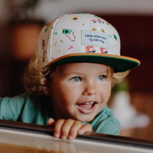 Chapeu Bone Hello Hossy padrão Cool trip cor laranja