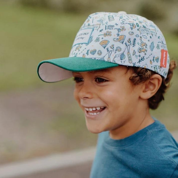 Chapeu Bone Hello Hossy padrão japan verde e branco