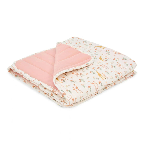 Colcha para Mini Berço Little Dutch em algodão orgânico com acabamento acolchoado, disponível em Blooming Safari.