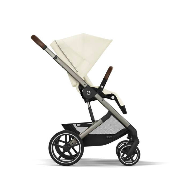 CYBEX BALIOS S LUX TAUPE, carrinho de bebé premium com suspensão avançada, rodas antifuros, reclinação totalmente horizontal, arnês One-Pull e compatibilidade com cadeiras auto CYBEX, Maxi-Cosi e BeSafe desde o nascimento até aos 22 kg. Seashell Beige
