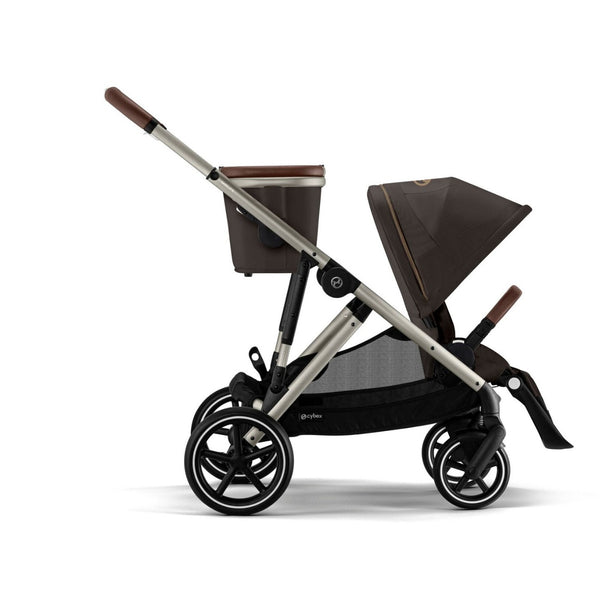 CYBEX GAZELLE S TAUPE, carrinho modular para uma ou duas crianças com mais de 20 configurações, arnês One-Pull, fecho compacto, capacidade de carga até 23 kg e compatibilidade com alcofas, cadeiras auto e acessórios Gazelle S. Chocolate Brown