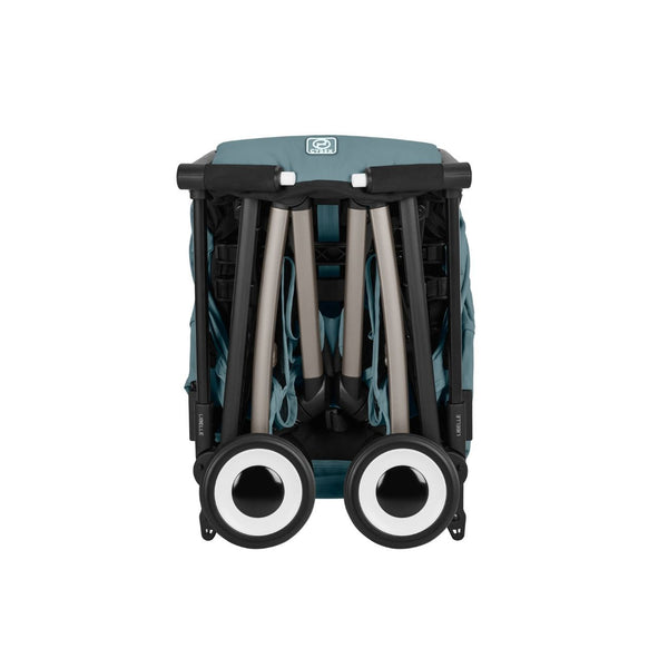 Carrinho compacto CYBEX Libelle de 6 kg com fecho ultracompacto para STORMY BLUE