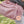 Mala de Maternidade Doomoo Fluffy em bombazine com 24 litros de capacidade, bolsa removível, muda-fraldas, bolsa térmica e acessórios para organizar todas as saídas com o bebé. Pink