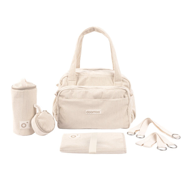 Mala de Maternidade Doomoo Fluffy em bombazine com 24 litros de capacidade, bolsa removível, muda-fraldas, bolsa térmica e acessórios para organizar todas as saídas com o bebé. Sand