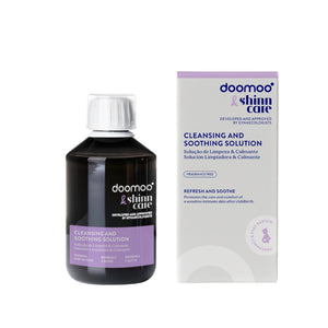 Solução de Limpeza e Calmante Doomoo x Shinncare com 22 ingredientes naturais para higiene íntima pós-parto, ajudando a acalmar, hidratar e favorecer a regeneração da pele sensível.