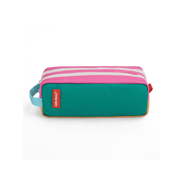 Estojo Duplo Hello Hossy em poliéster reciclado, com dois compartimentos independentes, tecido impermeável, fechos resistentes e capacidade de 1,4 litros para material escolar. Mini Ali