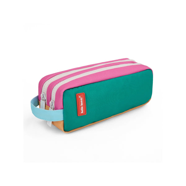 Estojo Duplo Hello Hossy em poliéster reciclado, com dois compartimentos independentes, tecido impermeável, fechos resistentes e capacidade de 1,4 litros para material escolar. Mini Ali