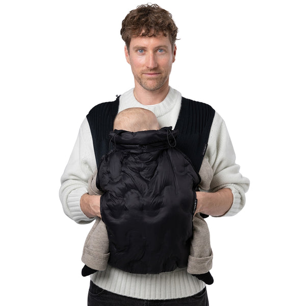 Forra de Inverno Flybaby para marsúpio porta-bebés, com isolamento térmico Primaloft®, proteção contra o frio e abertura para aquecer as mãos BLACK
