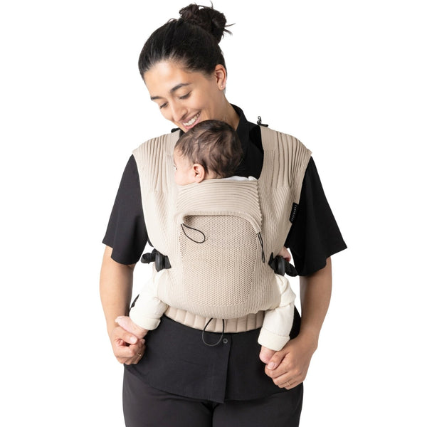 Marsúpio Flybaby ergonómico em tecido 3D Knit respirável, ultraleve, ajustável e adequado desde o nascimento até aos 15 kg cor creme