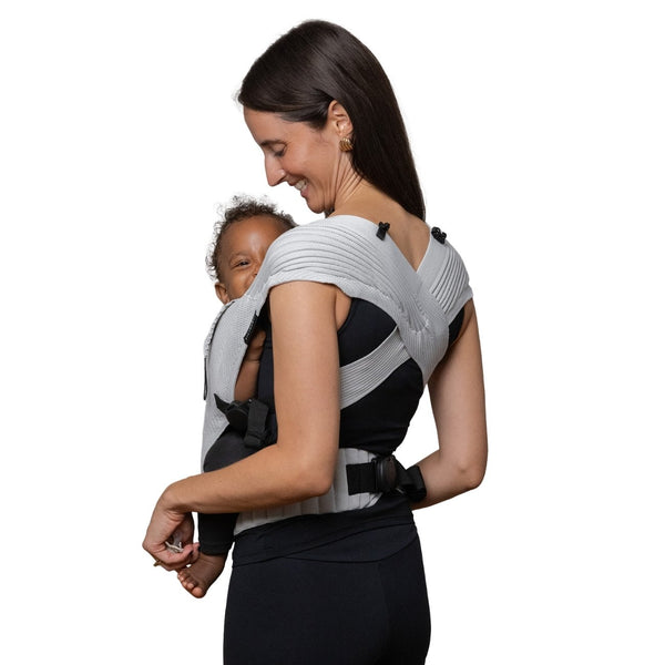 Marsúpio Flybaby ergonómico em tecido 3D Knit respirável, ultraleve, ajustável e adequado desde o nascimento até aos 15 kg cor grey