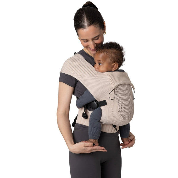 Marsúpio Flybaby ergonómico em tecido 3D Knit respirável, ultraleve, ajustável e adequado desde o nascimento até aos 15 kg cor nude