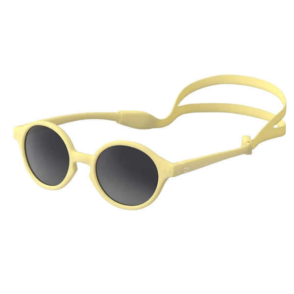 óculos de sol para bebé da Izipizi modelo #D na cor lemonade