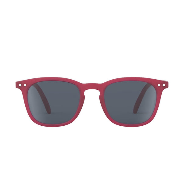 Óculos de sol para crianças da IziPizi modelo #E na cor vermelho cranberry