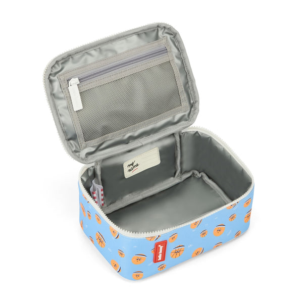 Lancheira Grande Hello Hossy com interior isotérmico, tecido impermeável, bolso interior e exterior, pega de transporte e capacidade de 3 litros em poliéster reciclado. Bball Crew