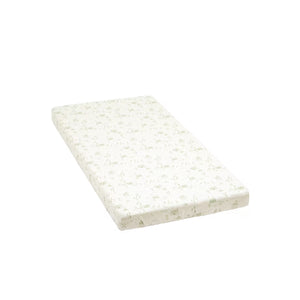 Lençol de baixo Stokke Nighti Bed em percal de algodão 100% orgânico, suave e respirável, para colchão de 60 × 120 cm. 
Sage green map