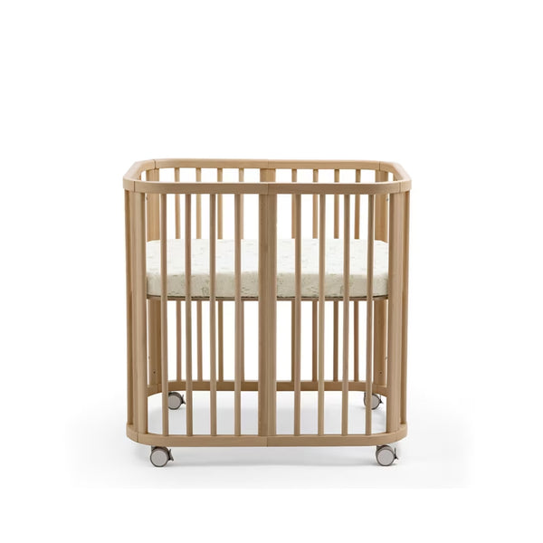 Lençol de baixo Stokke Nighti Mini em percal de algodão 100% orgânico, suave e respirável, para colchão de 60 × 80 cm.
Sage Green Map