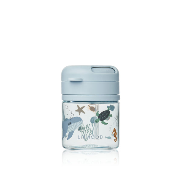 Copo de Tritan com palha de silicone de 280 ml, sistema de rotação e bloqueio e design resistente para crianças a partir dos 12 meses.
Sea Creature Sandy