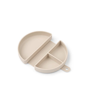 Porta Snacks EUGENE em silicone dobrável com capacidade de 500 ml e divisória interior, ideal para transportar fruta, bolachas e pequenos lanches das crianças. Cars