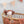Boneca de Pano Sophia 35 cm Little Dutch com roupa amarela e macaquinho de peluche, ideal para abraçar, brincar e estimular a imaginação das crianças.