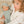 Conjunto de roupa Little Dutch Essentials Green para bonecas Noa e Lily de 36 cm, com blusa, jardineiras e chapéu a combinar.